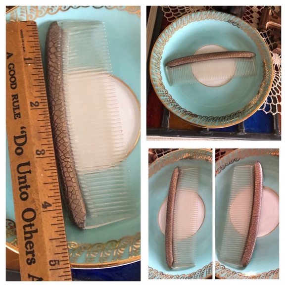Vintage Lucite & Brass Comb - Picture 3 of 3